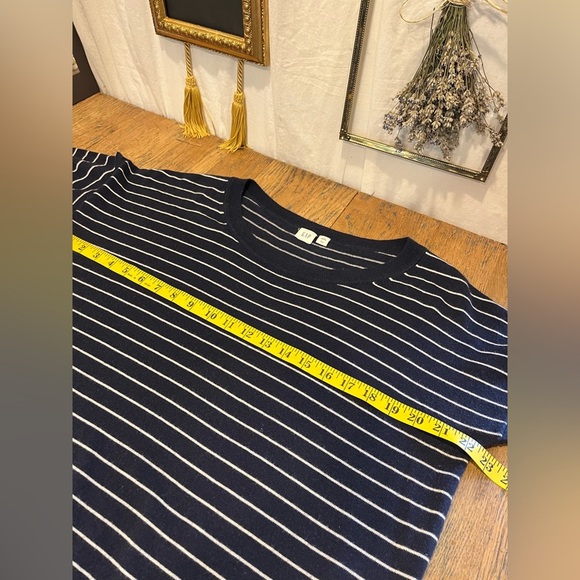 GAP Navy Blue and White Striped Sweater - Size L Petite - Picture 8 of 9
